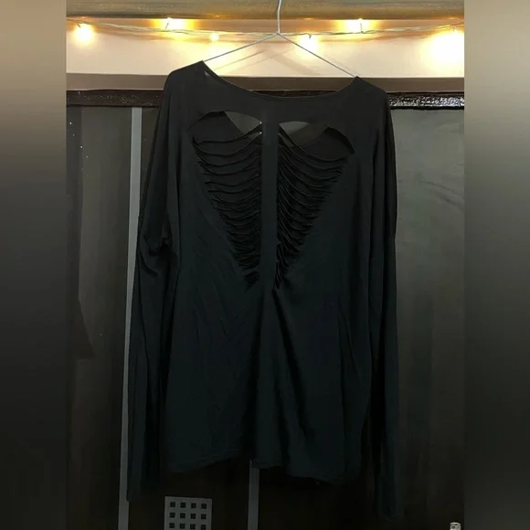 New | Imported Party Black Top with ripped back - Picture 5 of 5
